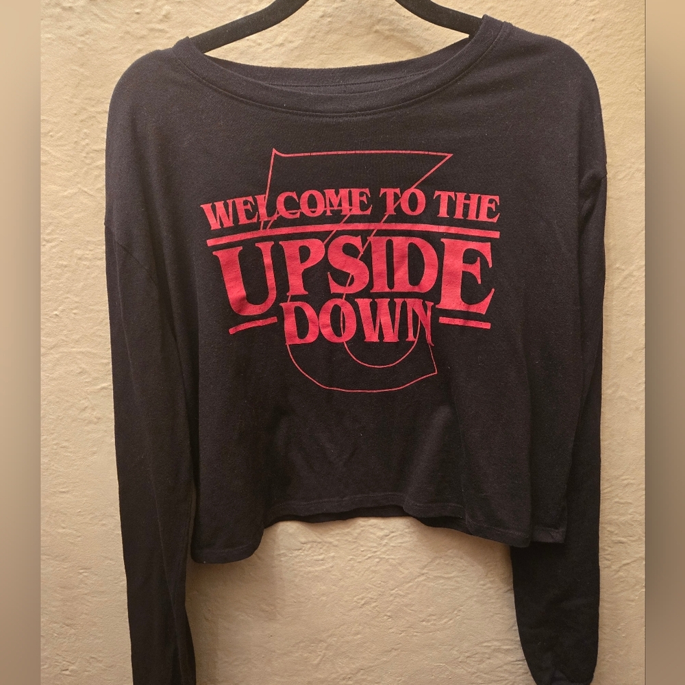 ❤️‍🔥Stranger Things “Welcome to the Upside Down” Cropped Long Sleeve Top